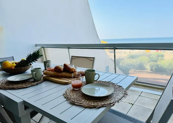 Les Iles Bauloises شقة *